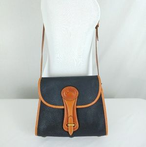Vintage Dooney &Bourke Leather Messenger Bag Purse